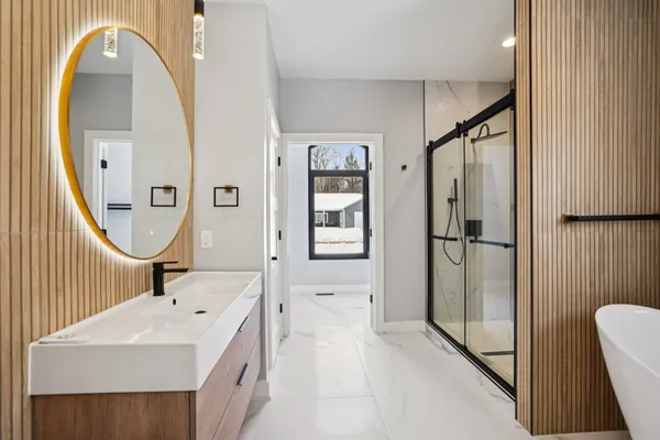 $849,000 | 320 Oakbrook Drive, Wisconsin Dells, WI 53965