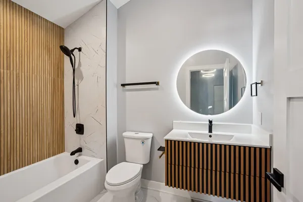 $849,000 | 320 Oakbrook Drive, Wisconsin Dells, WI 53965