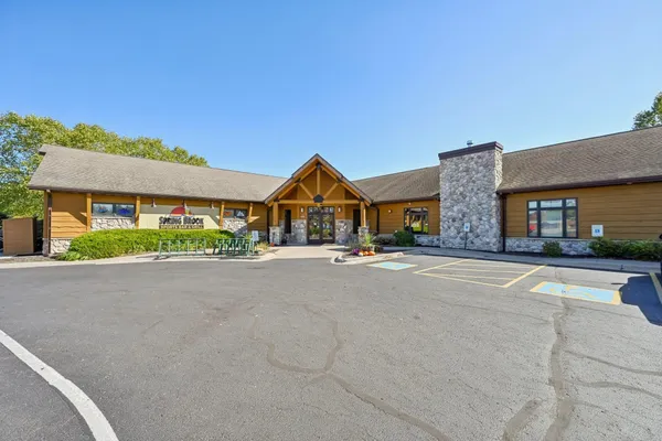 $849,000 | 320 Oakbrook Drive, Wisconsin Dells, WI 53965