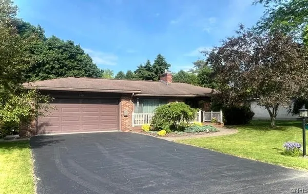 $330,000 | 4908 Bryn Mawr Drive, Onondaga, NY 13215