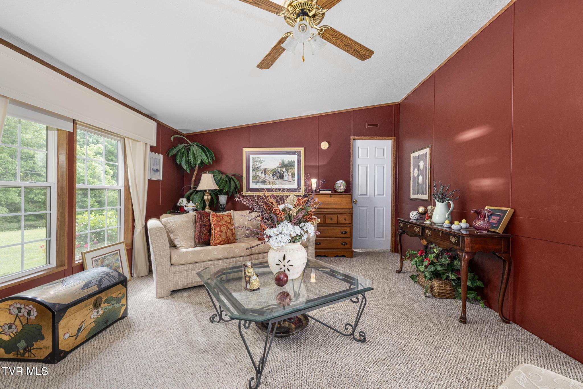 195 Estep Hollow Road Elizabethton, TN 37643 - Photo 36 of 69 IMG_7140