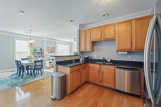 $330,000 | 2244 Ashley Crossing Drive, Unit 525, Charleston, SC 29414