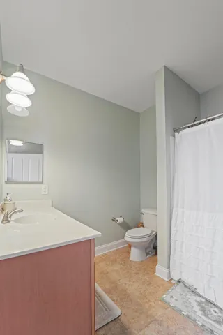 $330,000 | 2244 Ashley Crossing Drive, Unit 525, Charleston, SC 29414