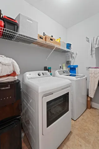 $330,000 | 2244 Ashley Crossing Drive, Unit 525, Charleston, SC 29414