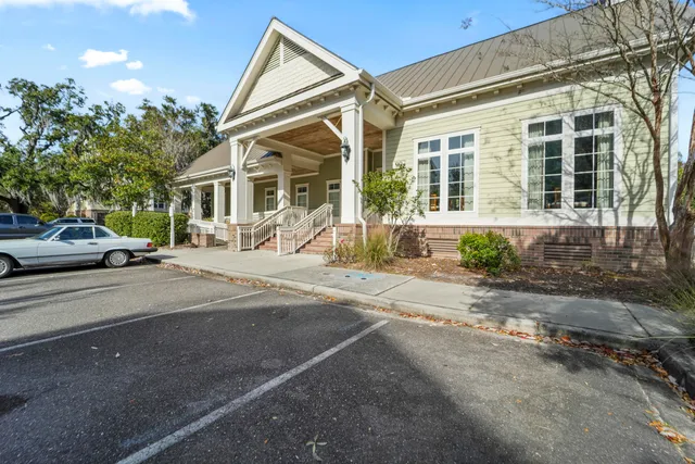 $330,000 | 2244 Ashley Crossing Drive, Unit 525, Charleston, SC 29414