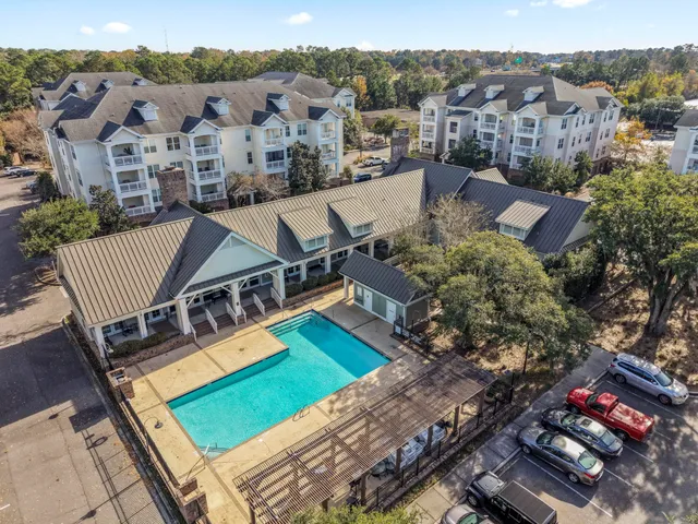 $330,000 | 2244 Ashley Crossing Drive, Unit 525, Charleston, SC 29414