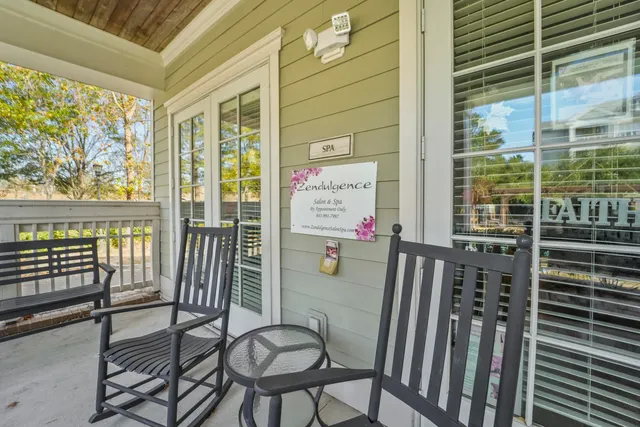 $330,000 | 2244 Ashley Crossing Drive, Unit 525, Charleston, SC 29414