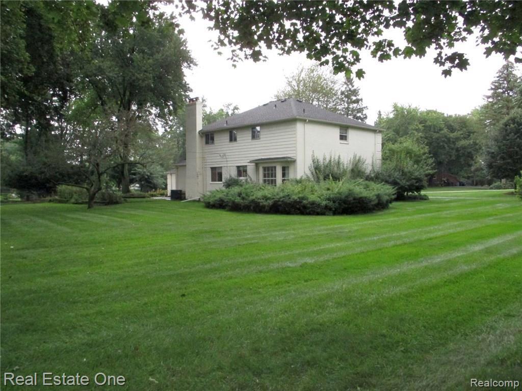 1228 Green Ridge Road Rochester, MI 48309 - Photo 50 of 50 IMG_0831.jpg