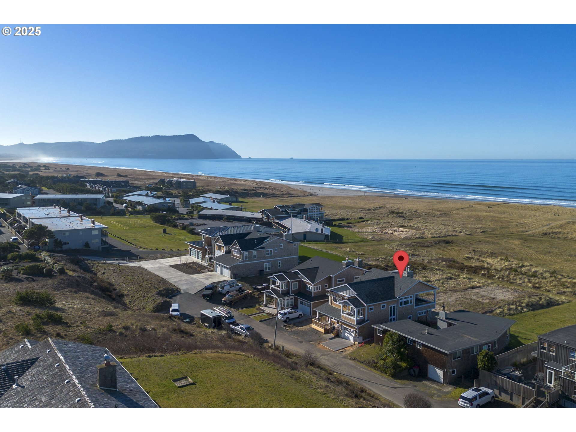 1400 North Ocean Avenue Gearhart, OR 97138 - Photo 5 of 35 a view of a city