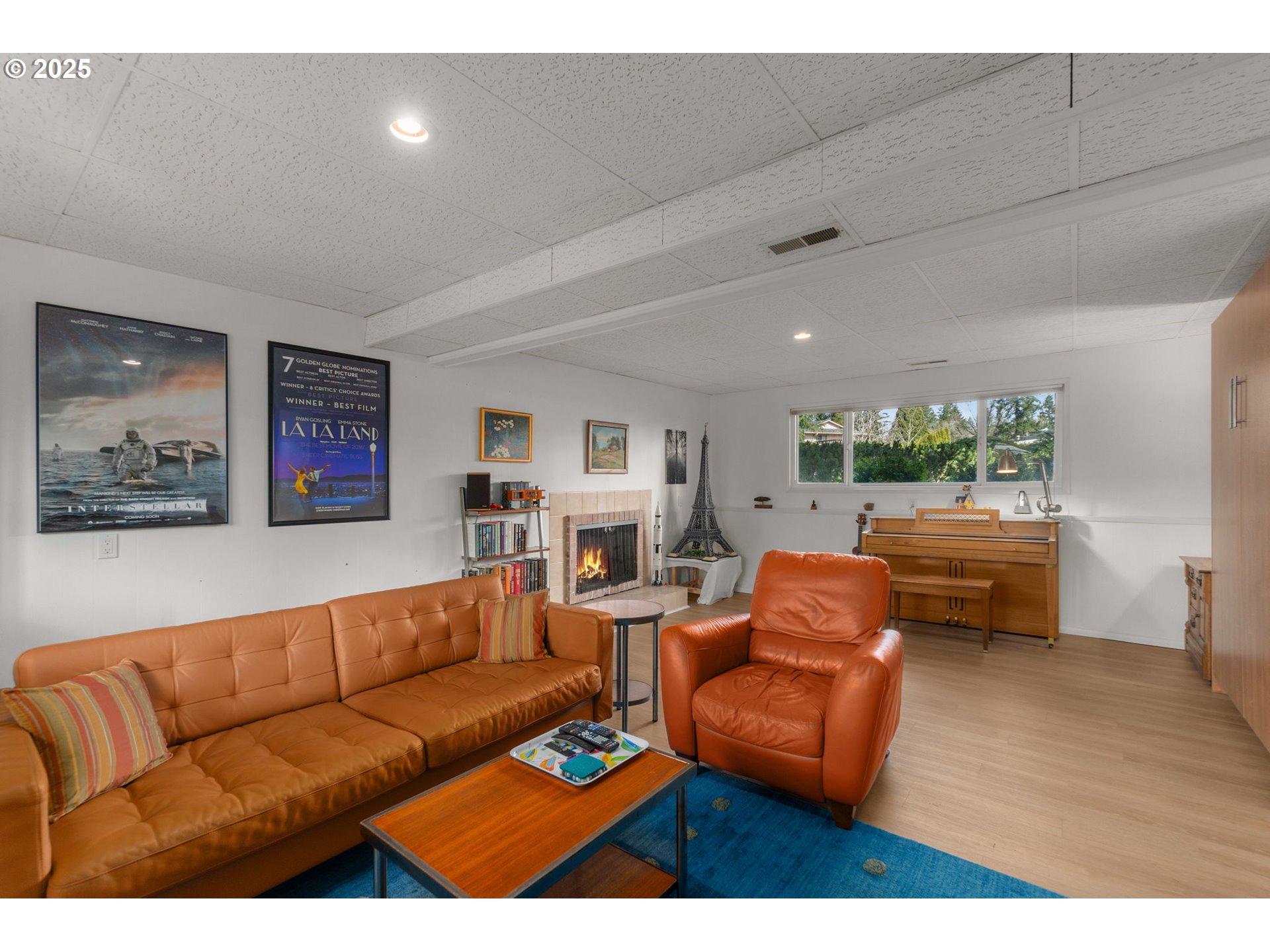 303 Cherry Avenue Oregon City, OR 97045 - Photo 19 of 30 a living room with furniture and a wooden floor