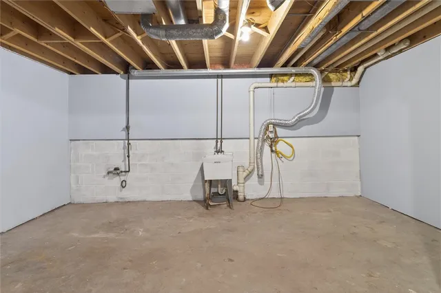 $215,000 | 5745 Running Brook Road, Farmington, NY 14425