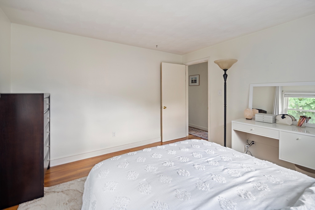12 Karen Road Woburn, MA 01801 - Photo 14 of 33