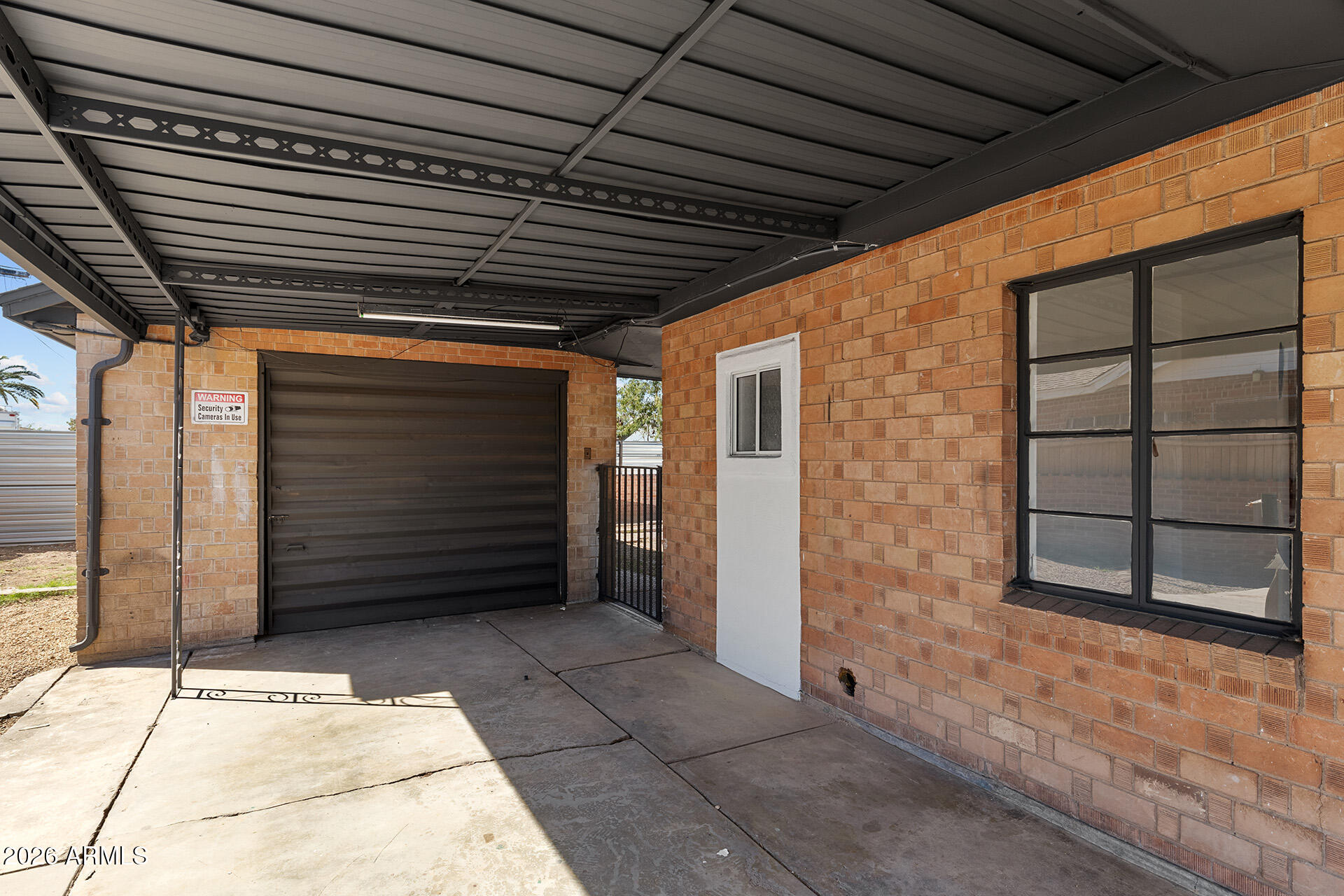 2935 East Portland Street Phoenix, AZ 85008 - Photo 8 of 33 06