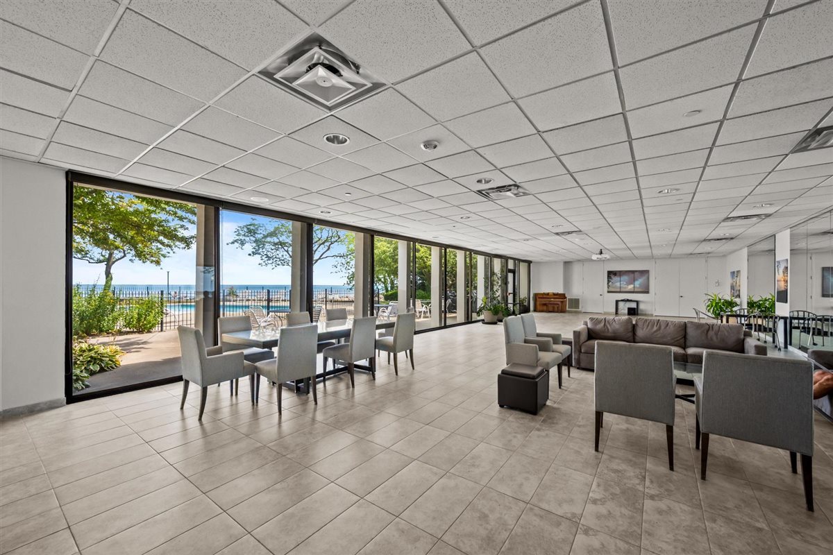 1500 Sheridan Road, Unit 4A Wilmette, IL 60091 - Photo 28 of 35 Gallery Image 28