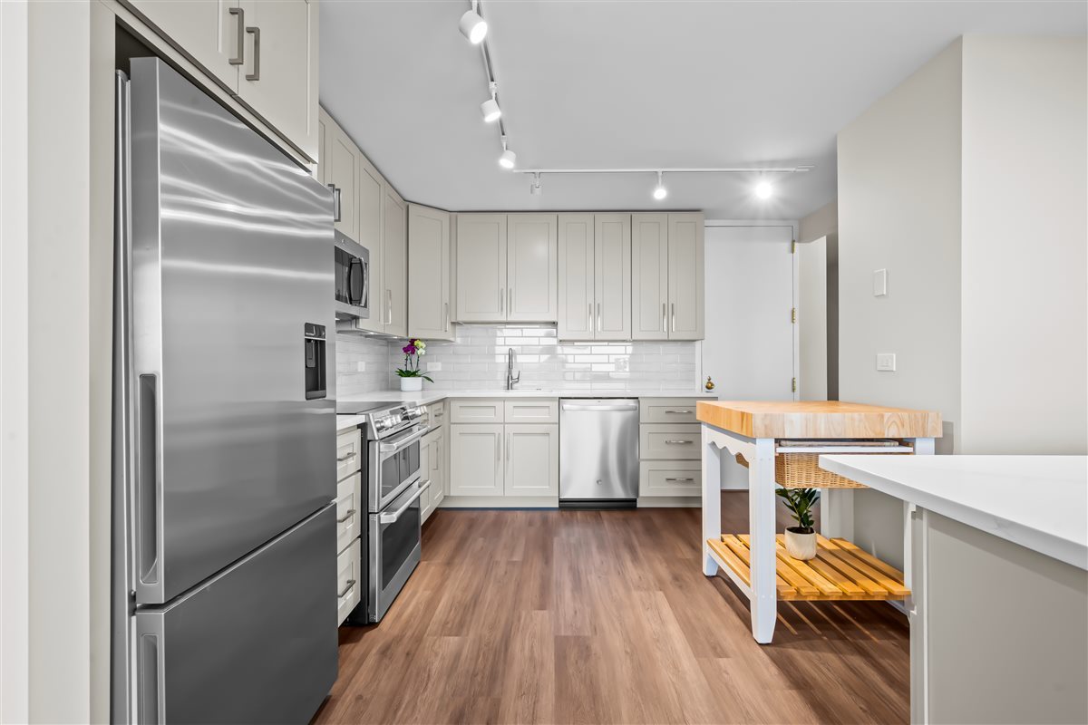 1500 Sheridan Road, Unit 4A Wilmette, IL 60091 - Photo 8 of 35 Gallery Image 8