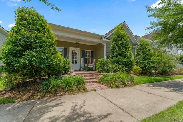 $424,900 | 1307 Americana Boulevard, Zachary, LA 70791