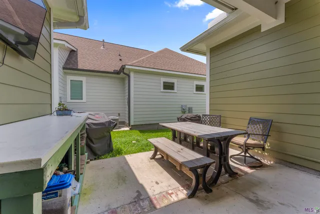 $424,900 | 1307 Americana Boulevard, Zachary, LA 70791