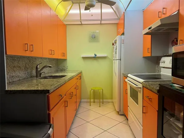 $1,900 | 3058 Cambridge C, Unit 3058, Deerfield Beach, FL 33442