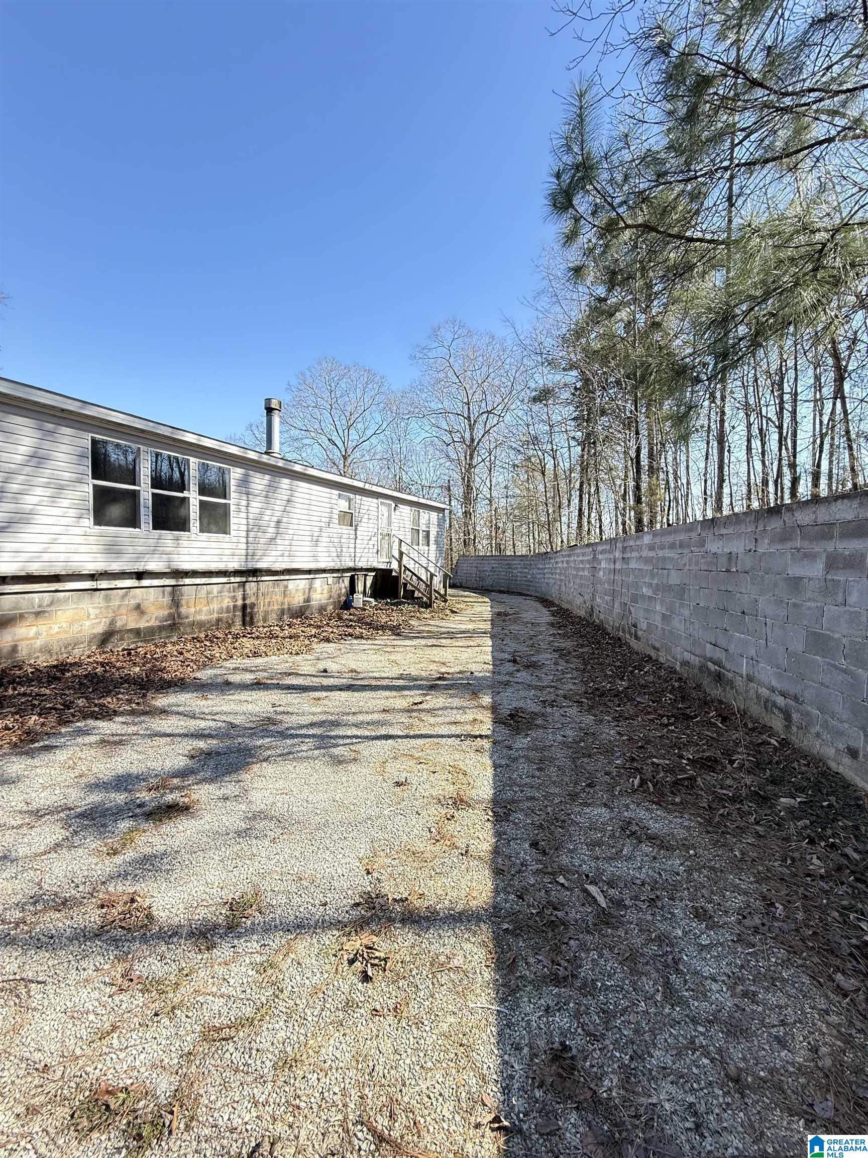 295 Country Lane Talladega, AL 35160 - Photo 12 of 42