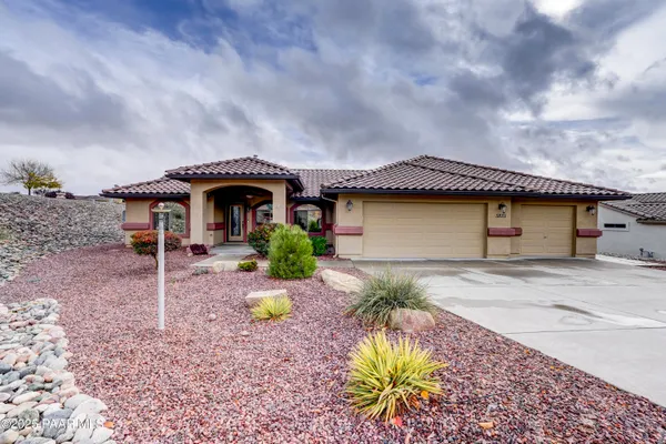 $695,000 | 5825 Curry Court, Prescott, AZ 86305
