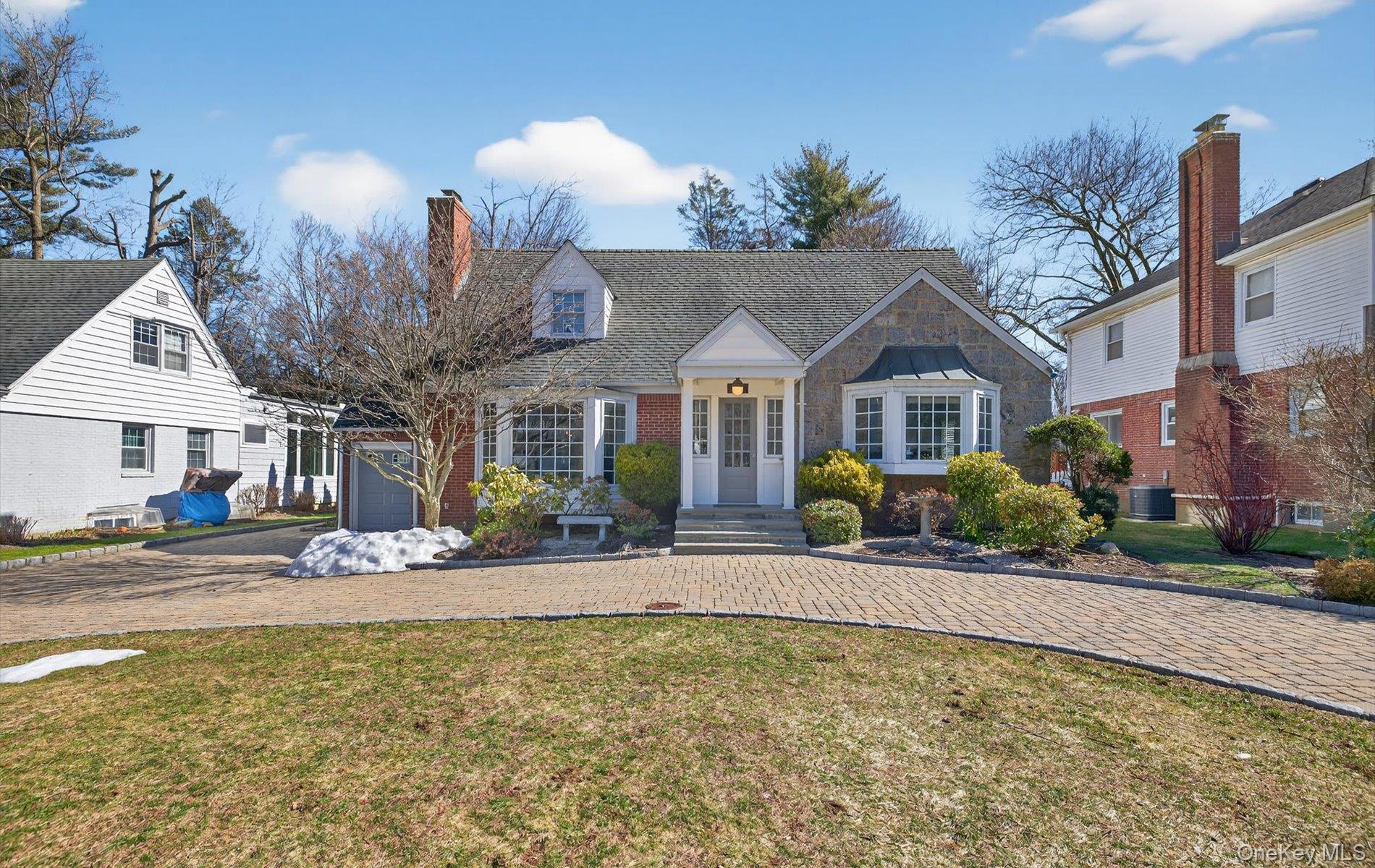 3 North Avalon Road Great Neck, NY 11021 - Photo 1 of 1