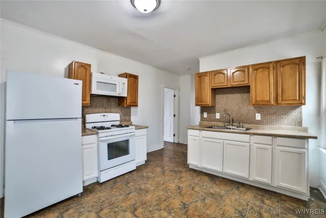 $1,250 | 42 Buffum Street, Buffalo, NY 14210