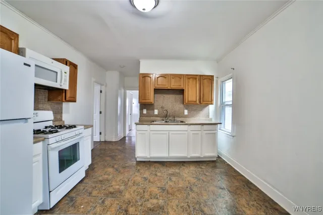 $1,250 | 42 Buffum Street, Buffalo, NY 14210