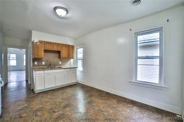 $1,250 | 42 Buffum Street, Buffalo, NY 14210