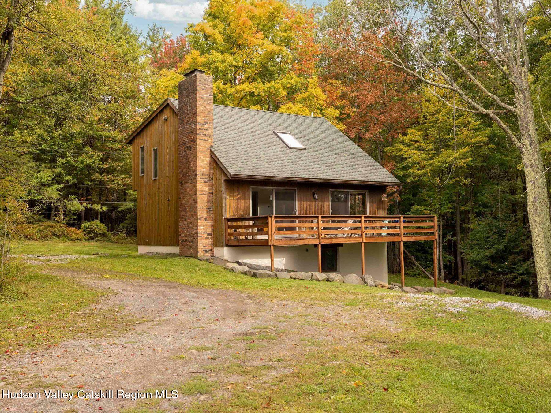 28 McGovern Road Windham, NY 12496 - Photo 1 of 56 photo_online_009