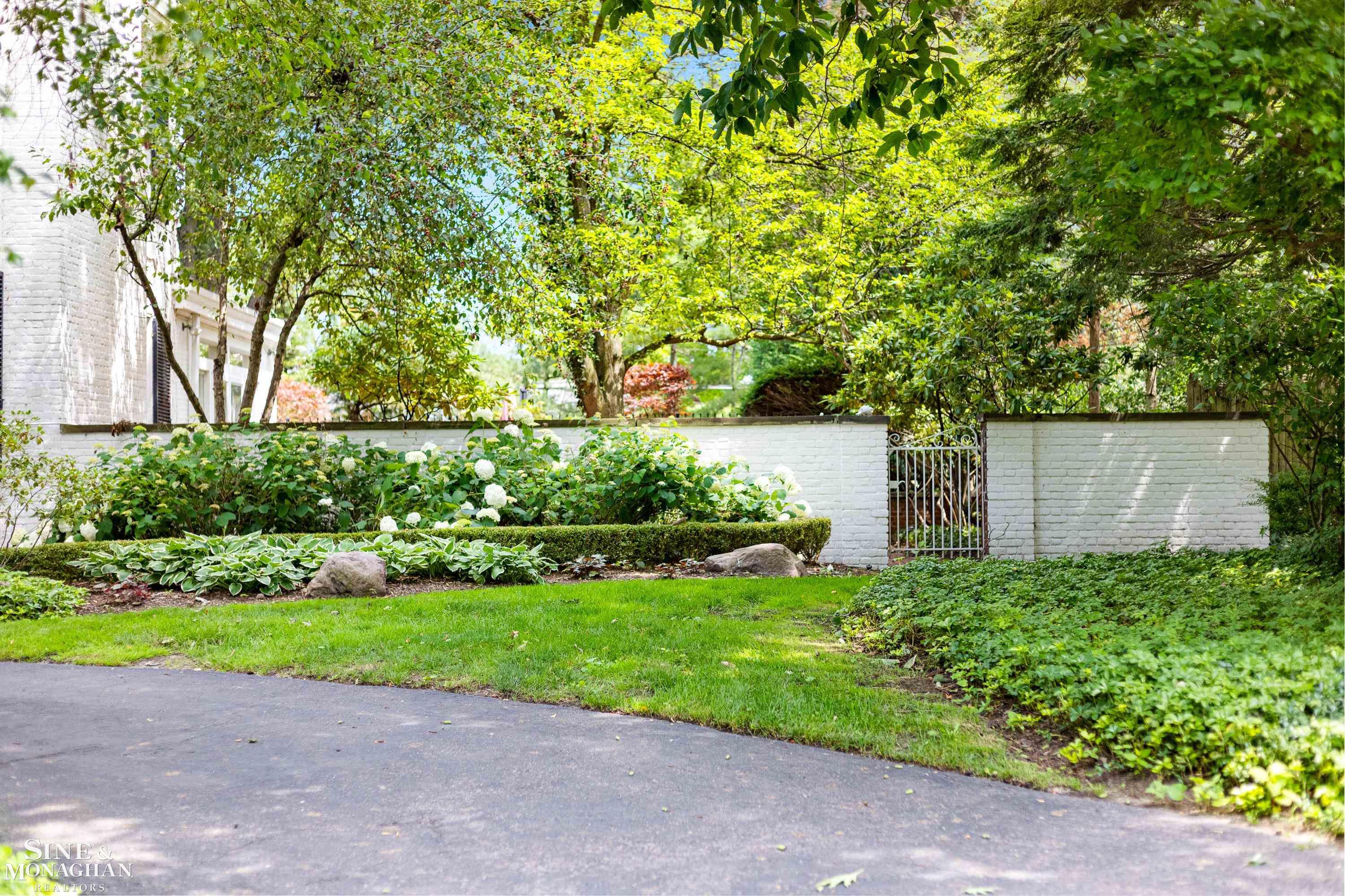 168 Vendome Road Grosse Pointe Farms, MI 48236 - Photo 46 of 74 Gallery Image 46