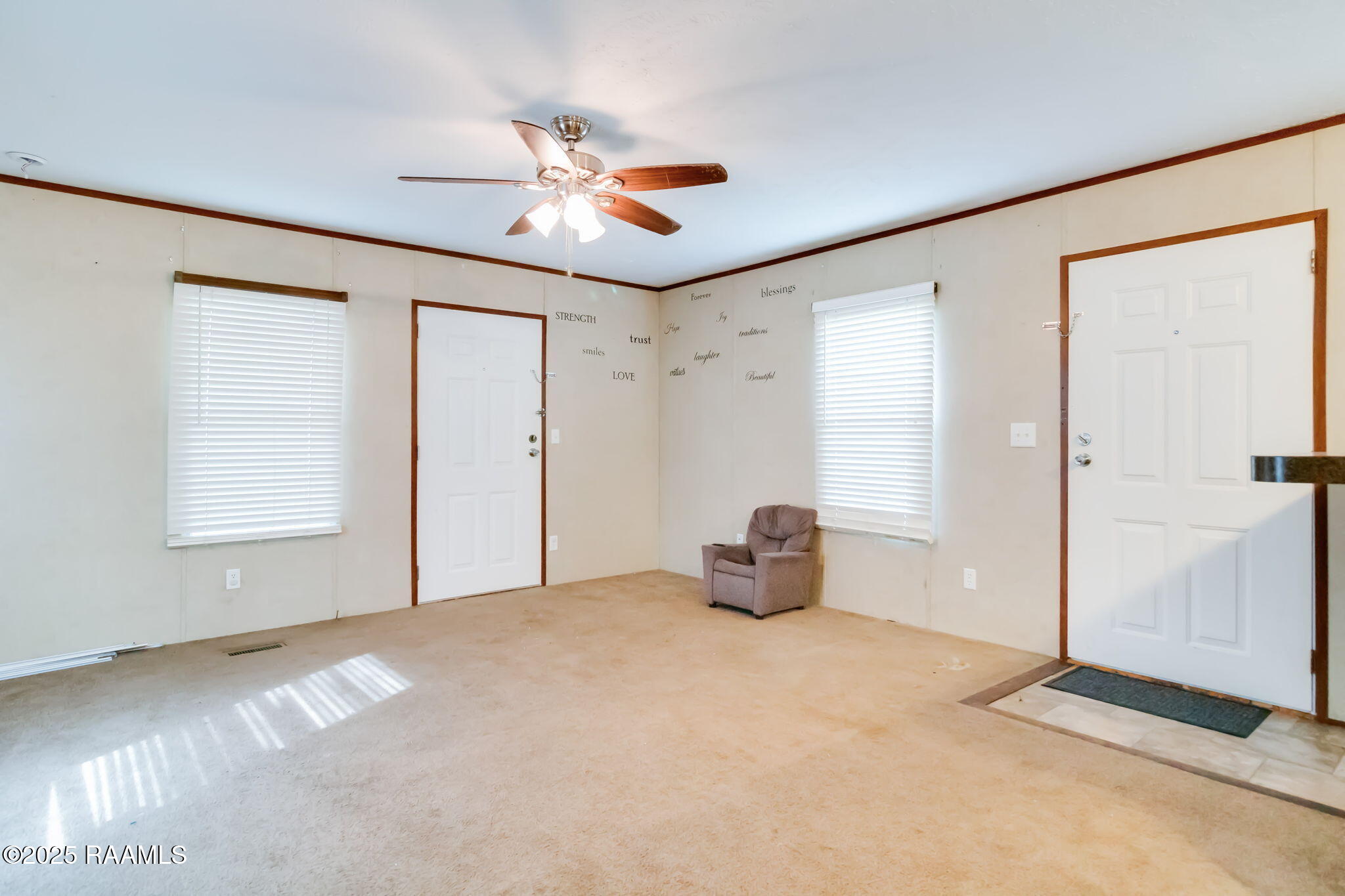 4807 Albert Road Abbeville, LA 70510 - Photo 4 of 11 6-web-or-mls-4807 Albert Rd-6