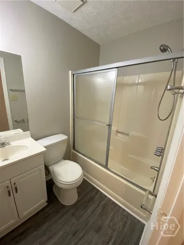 $2,000 | 2303 Beaumont Drive, Savannah, GA 31406