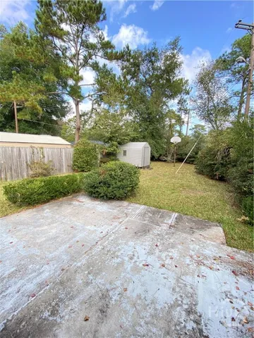 $2,000 | 2303 Beaumont Drive, Savannah, GA 31406