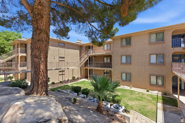860 South Village Road, Unit R2 St. George, UT 84770 - Photo 20 of 33