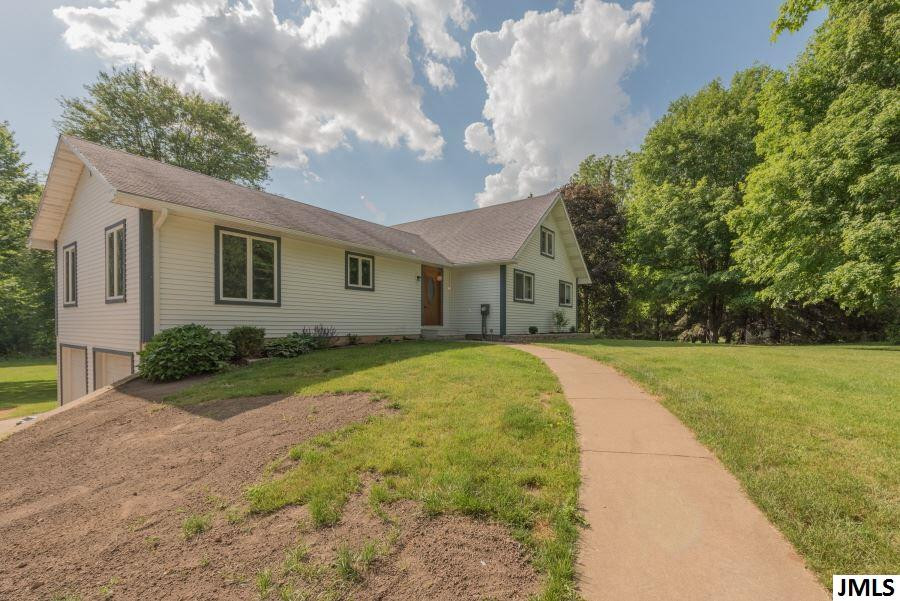 1812 Hendershot Road Parma, MI 49269 - Photo 3 of 28 Photo 3