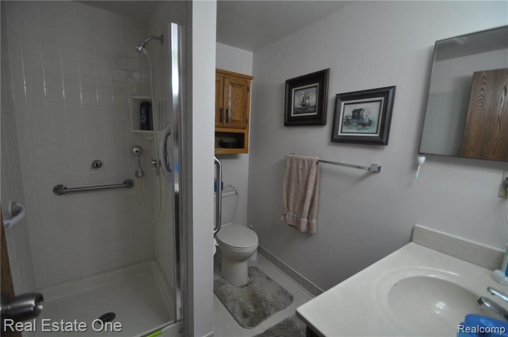2232 London Bridge Drive Rochester Hills, MI 48307 - Photo 21 of 29