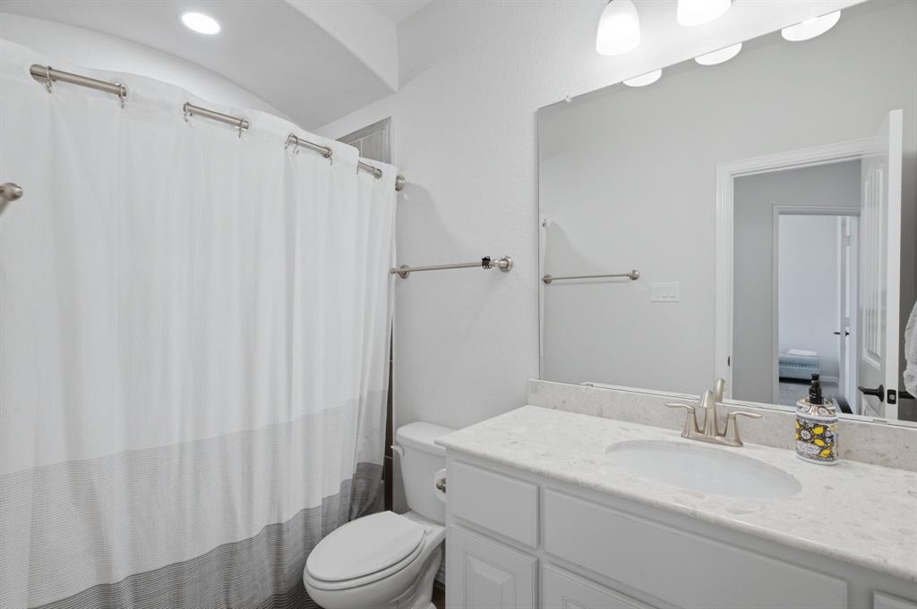 9653 Calaveras Road Fort Worth, TX 76177 - Photo 30 of 34 Bathroom of 9653 Calaveras Rd, Fort Worth, TX in Tehama Bluffs