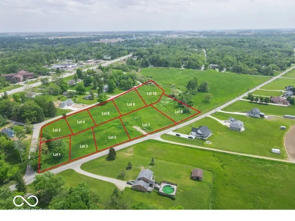 $43,550 | 4 Meadowbrook Drive, New Castle, IN 47362