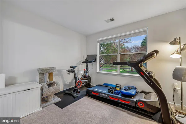 $3,100 | 10010 Vanderbilt Circle, Unit 39, Rockville, MD 20850