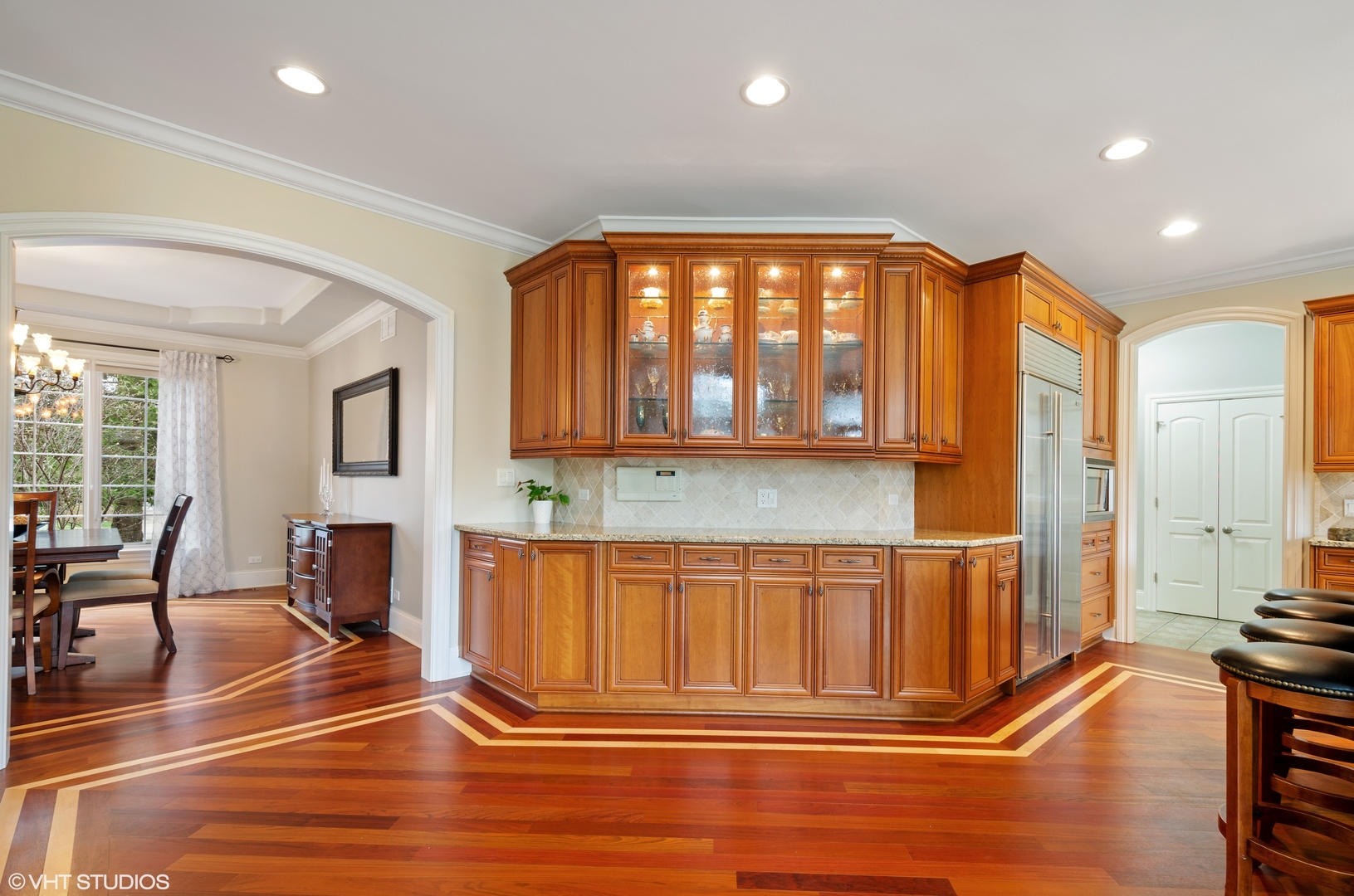 2023 North Summit Street Wheaton, IL 60187 - Photo 14 of 30