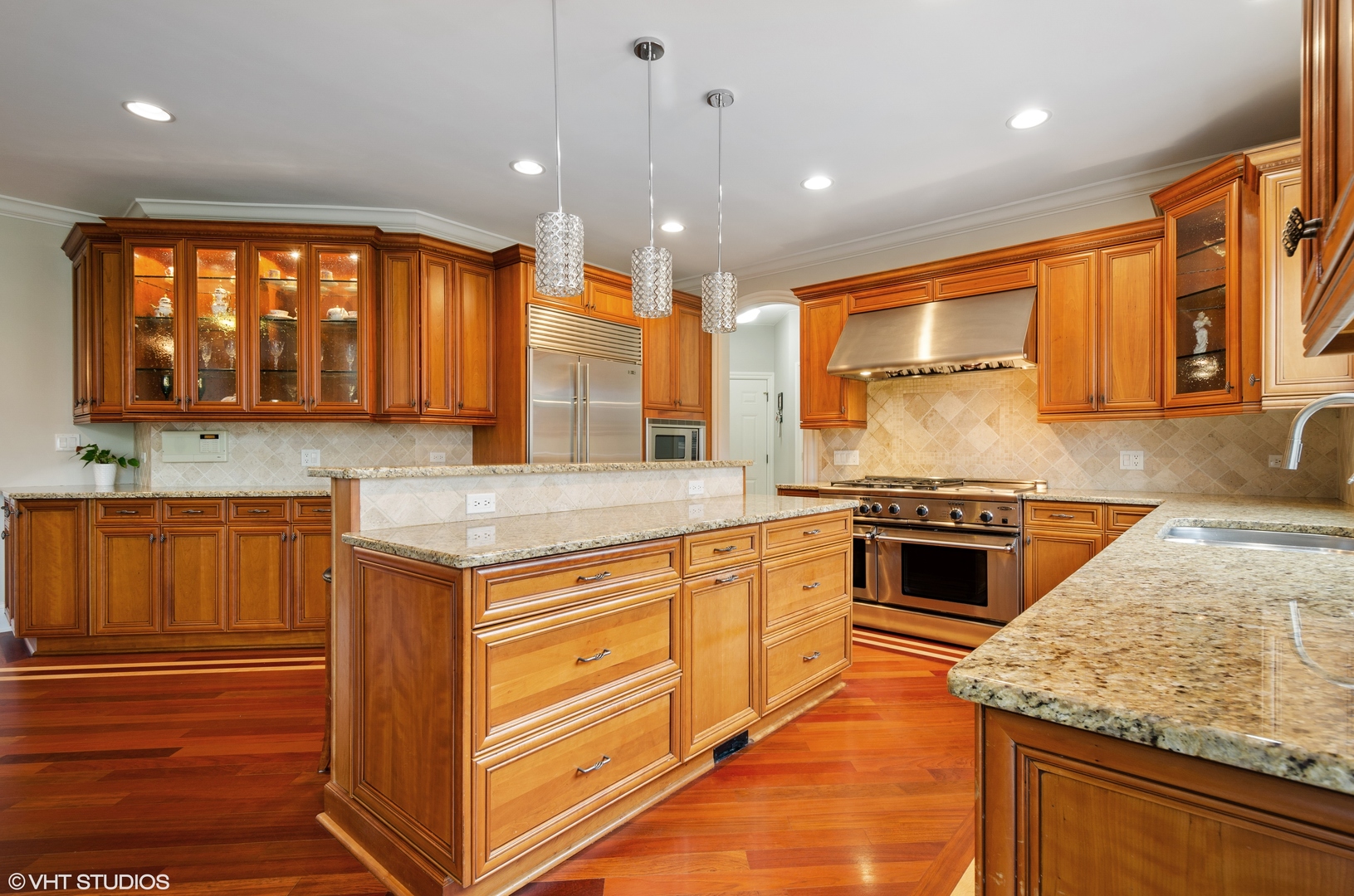 2023 North Summit Street Wheaton, IL 60187 - Photo 16 of 30