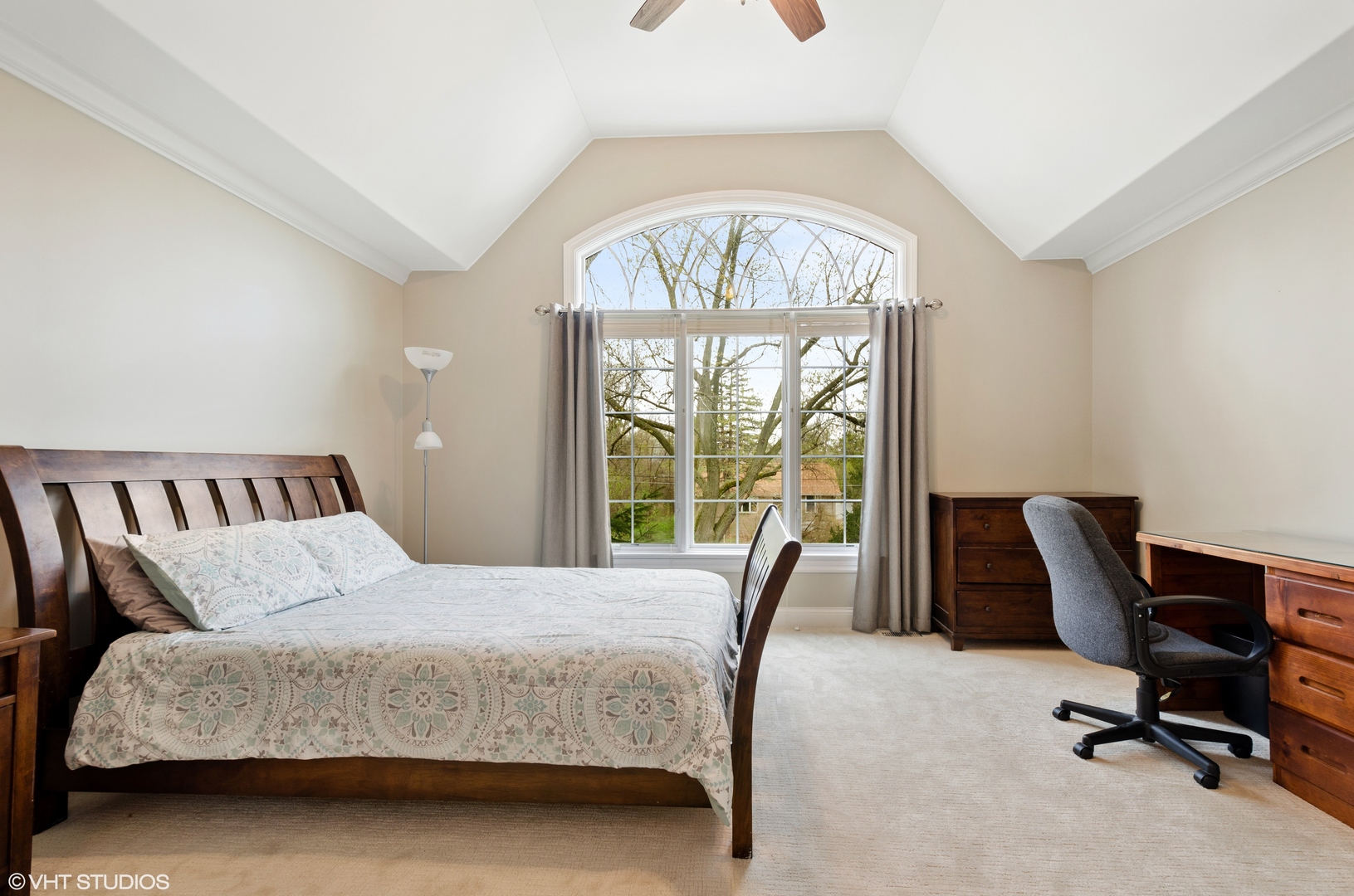 2023 North Summit Street Wheaton, IL 60187 - Photo 23 of 30
