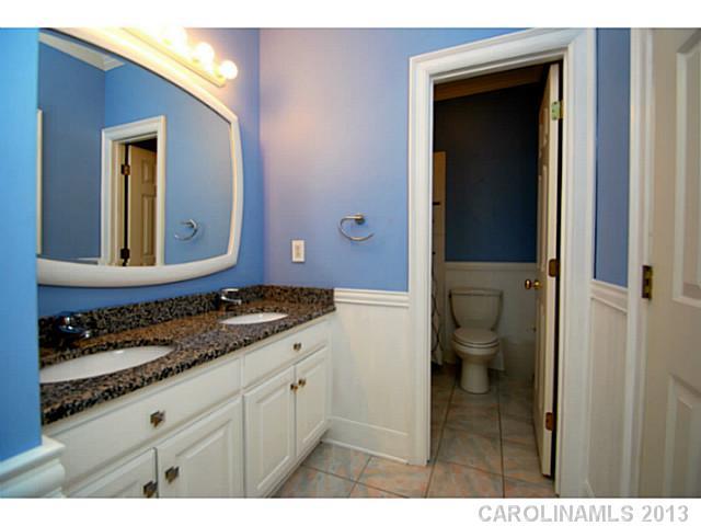 3734 Providence Manor Road Charlotte, NC 28270 - Photo 12 of 21 Gallery Image 12