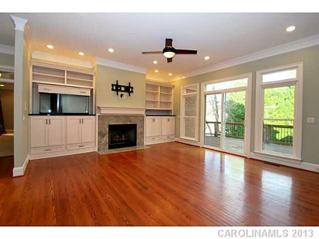 3734 Providence Manor Road Charlotte, NC 28270 - Photo 4 of 21 Gallery Image 4