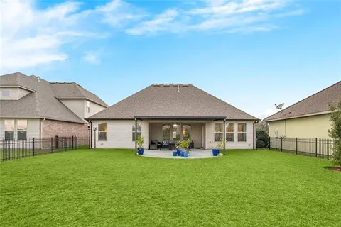 $299,000 | 120 Lakeshore Village South, Slidell, LA 70461