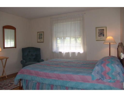 31 Governor Long Road Hingham, MA 02043 - Photo 8 of 10 Gallery Image 8