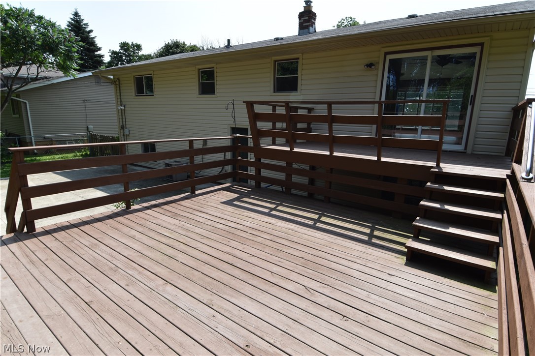 21044 Mastick Road Cleveland, OH 44126 - Photo 16 of 17