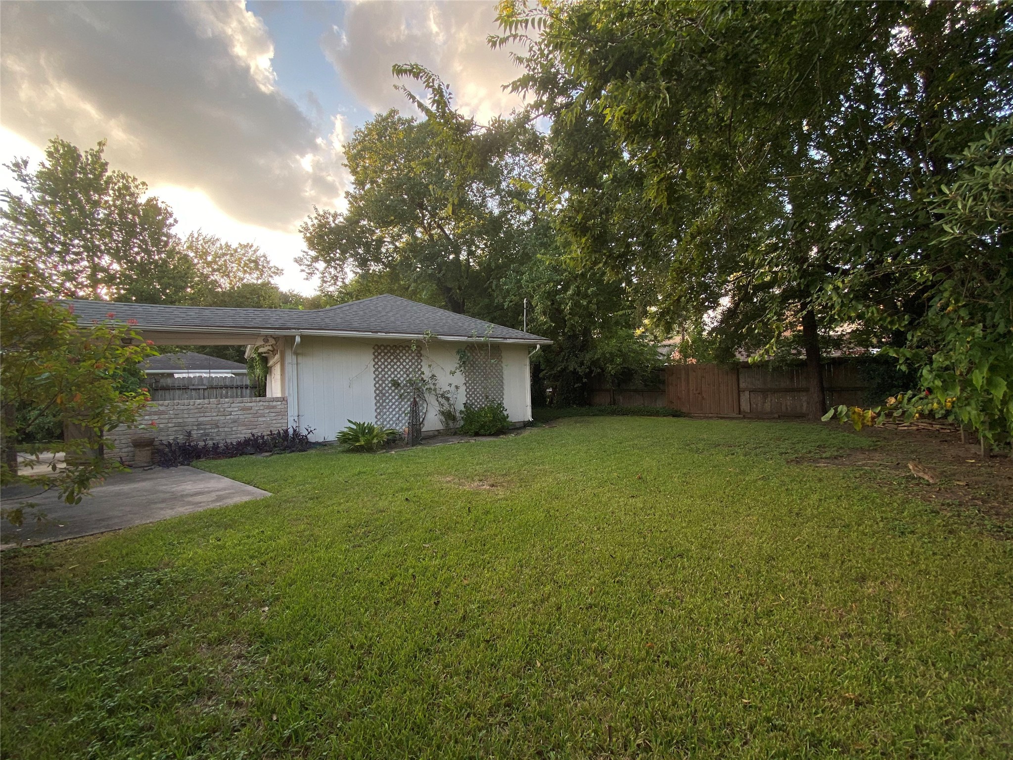 12314 Rincon Drive Houston, TX 77077 - Photo 35 of 36 Spacious and private back yard.