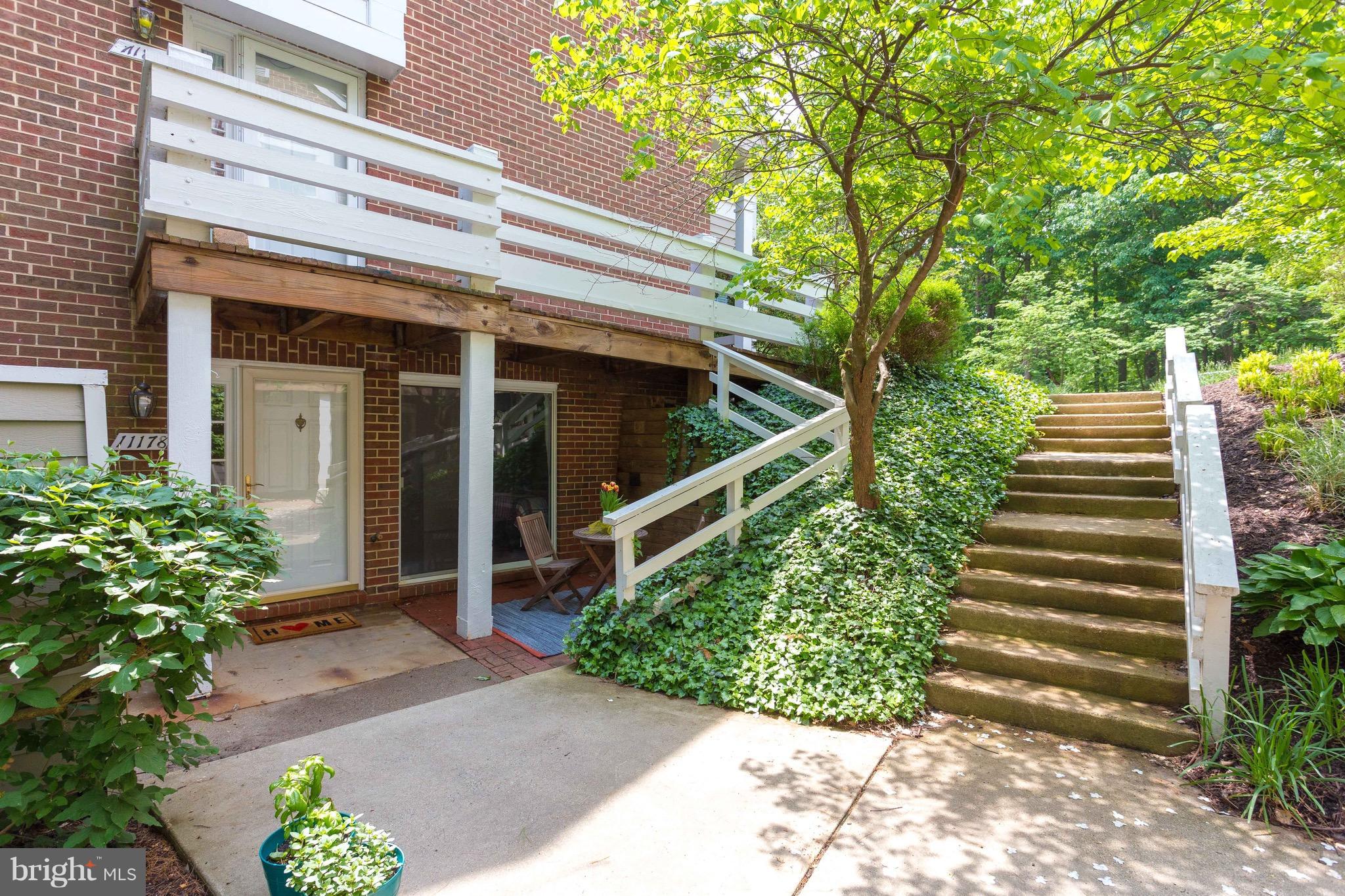 11178 Beaver Trail Court, Unit 11178 Reston, VA 20191 - Photo 4 of 24 Welcome Home 11178 Beaver Trail Ct