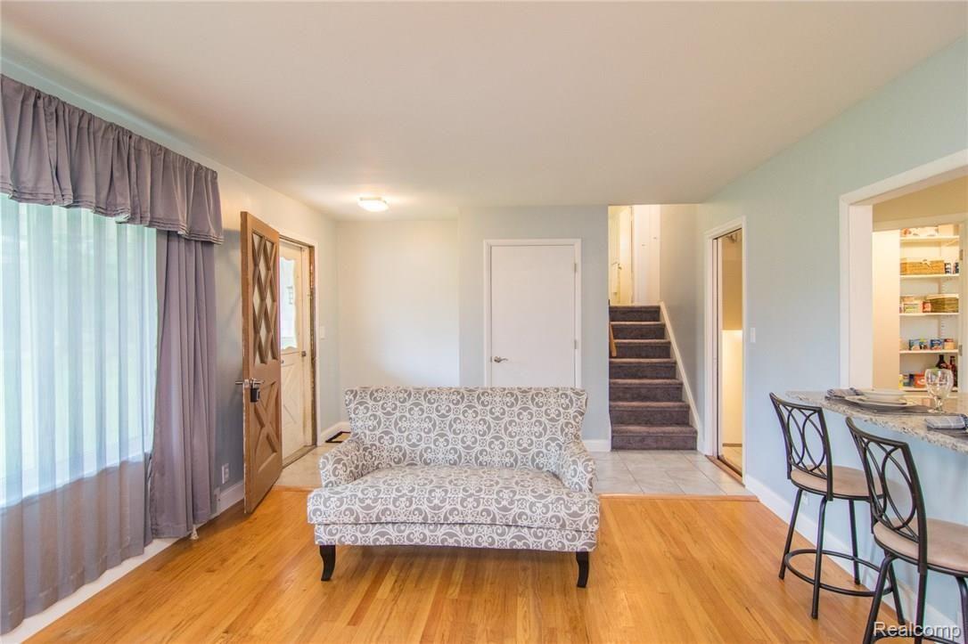 8075 Reese Road Clarkston, MI 48348 - Photo 5 of 50 DSC_0650.jpg